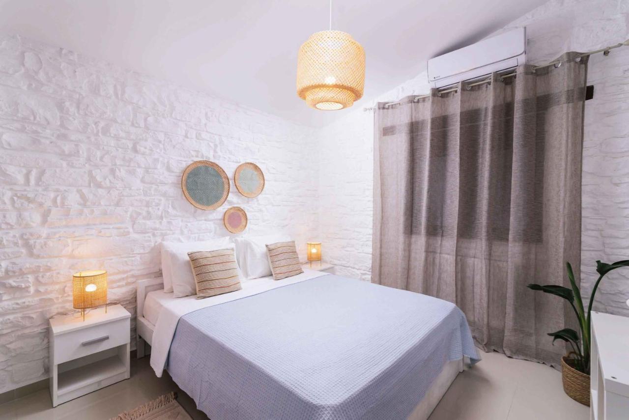 Villa Repsimia With Private Jacuzzi Kokkinos Pirgos Ngoại thất bức ảnh